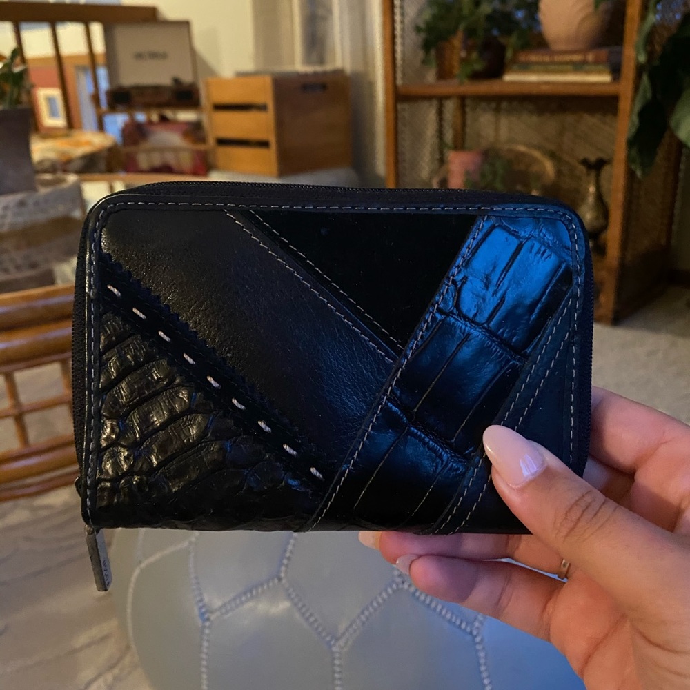 Black Zip Wallet